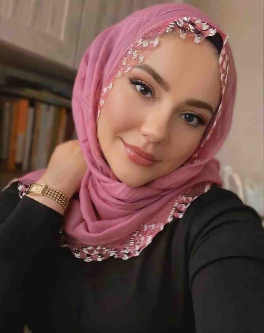 Karaçalı İdeal Kadın Escort Bayan Aytül